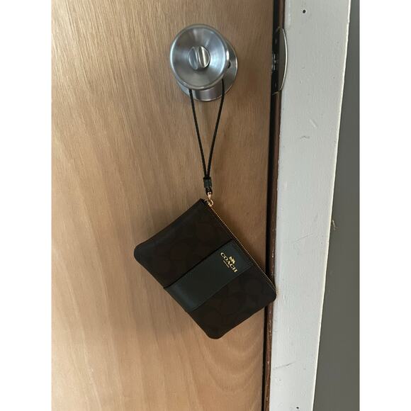 Coach Wallet - Picture 3 of 6